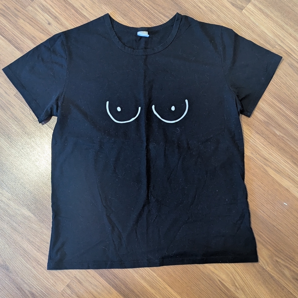 Boobs Tee Size XXL (fits like XL/XXL)